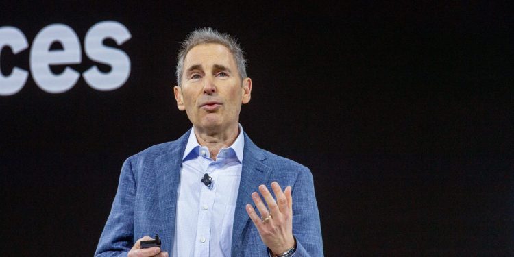 Amazon překonal hranici 200 miliard dolarů díky cloudu a AI