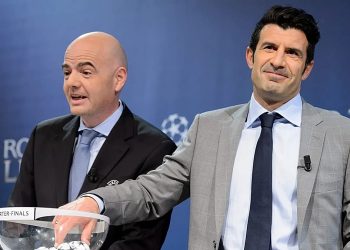 Luis Figo vyzval předsedu FIFA Gianniho Infantina k rezignaci