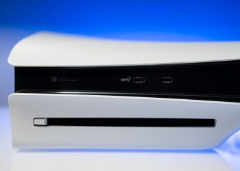 Sony ruší fyzické disky pro PlayStation i přes kritiku hráčů
