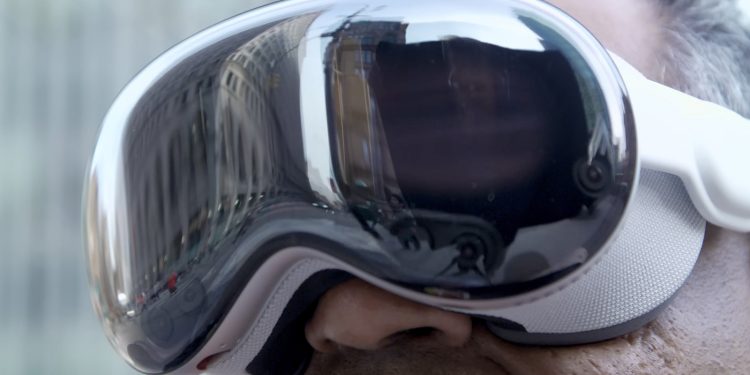 Apple ruší přes 200 míst v týmech Vision Pro a Siri