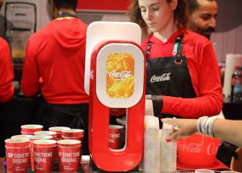 Coca-Cola automatizuje míchané sodovky. Změnu diktuje generace Z
