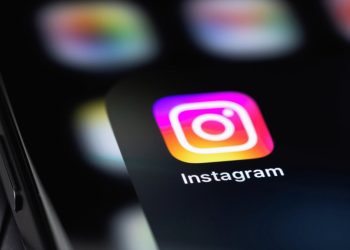 Francouzská Ústavní rada zrušila zákaz sociálních sítí pro děti