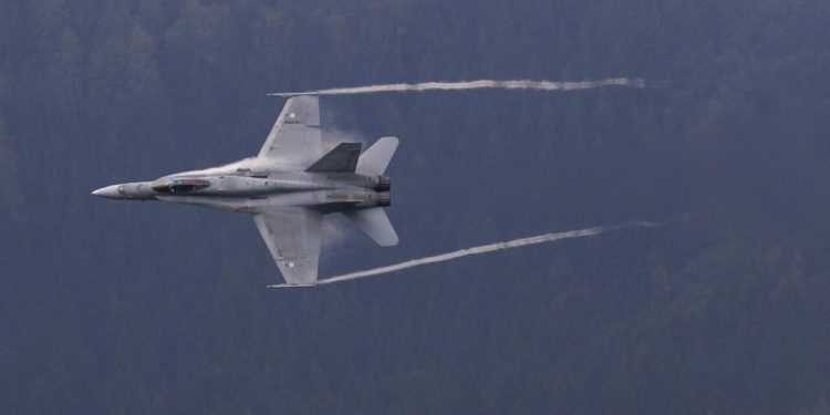 Španělská stíhačka sestřelila nad Rumunskem neznámý dron