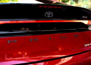 Toyota nahradí ikonické NiMH baterie v hybridech lithium-iontovými články