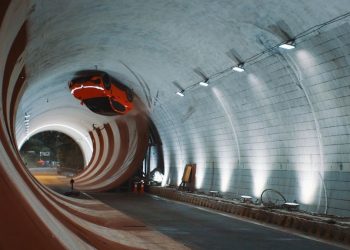 Čínský Voyah zopakoval loping v tunelu, předcházely mu nehody